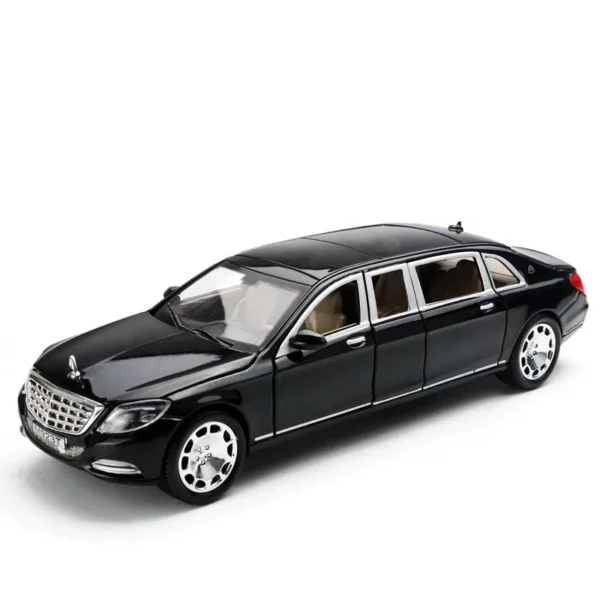 1:24 Scale Maybach S600 Pullman Car